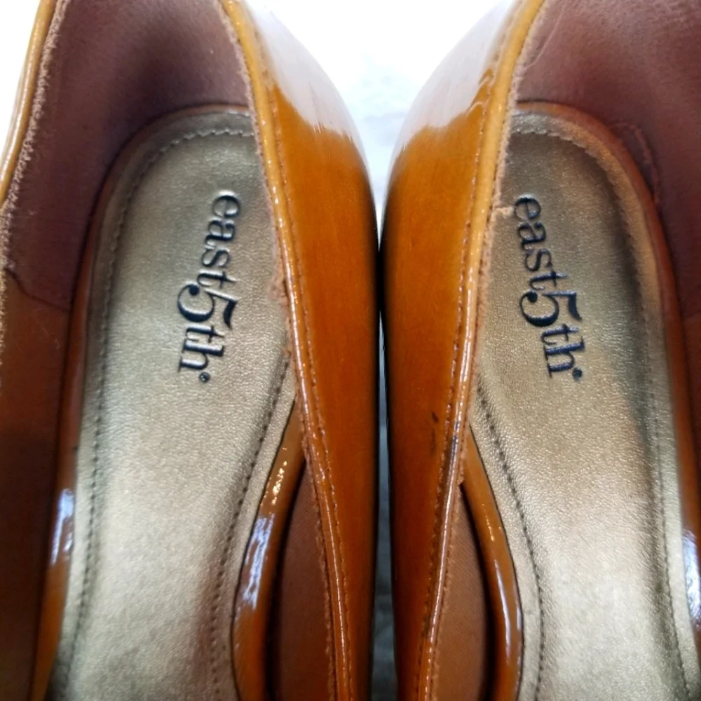 East 5th Ave deep yellow faux patent leather loafers block heel grandma chic 7